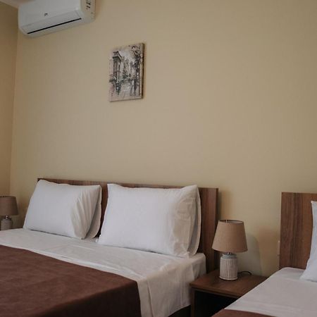 Scorpio Hotel Gonio Bagian luar foto