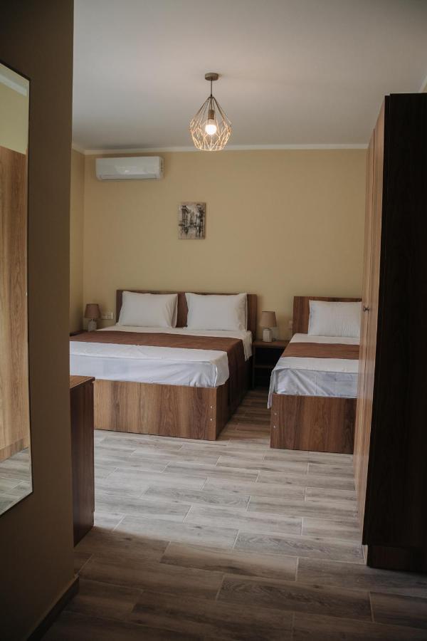 Scorpio Hotel Gonio Bagian luar foto